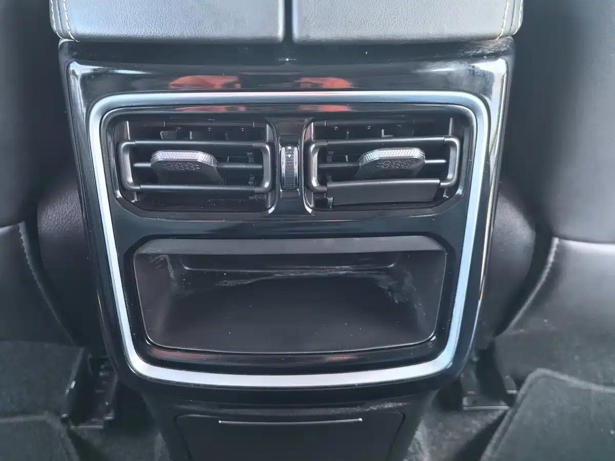 Jetour X70 PLUS 2021 1.6T DCT Star 7-seater — миниатюра 17