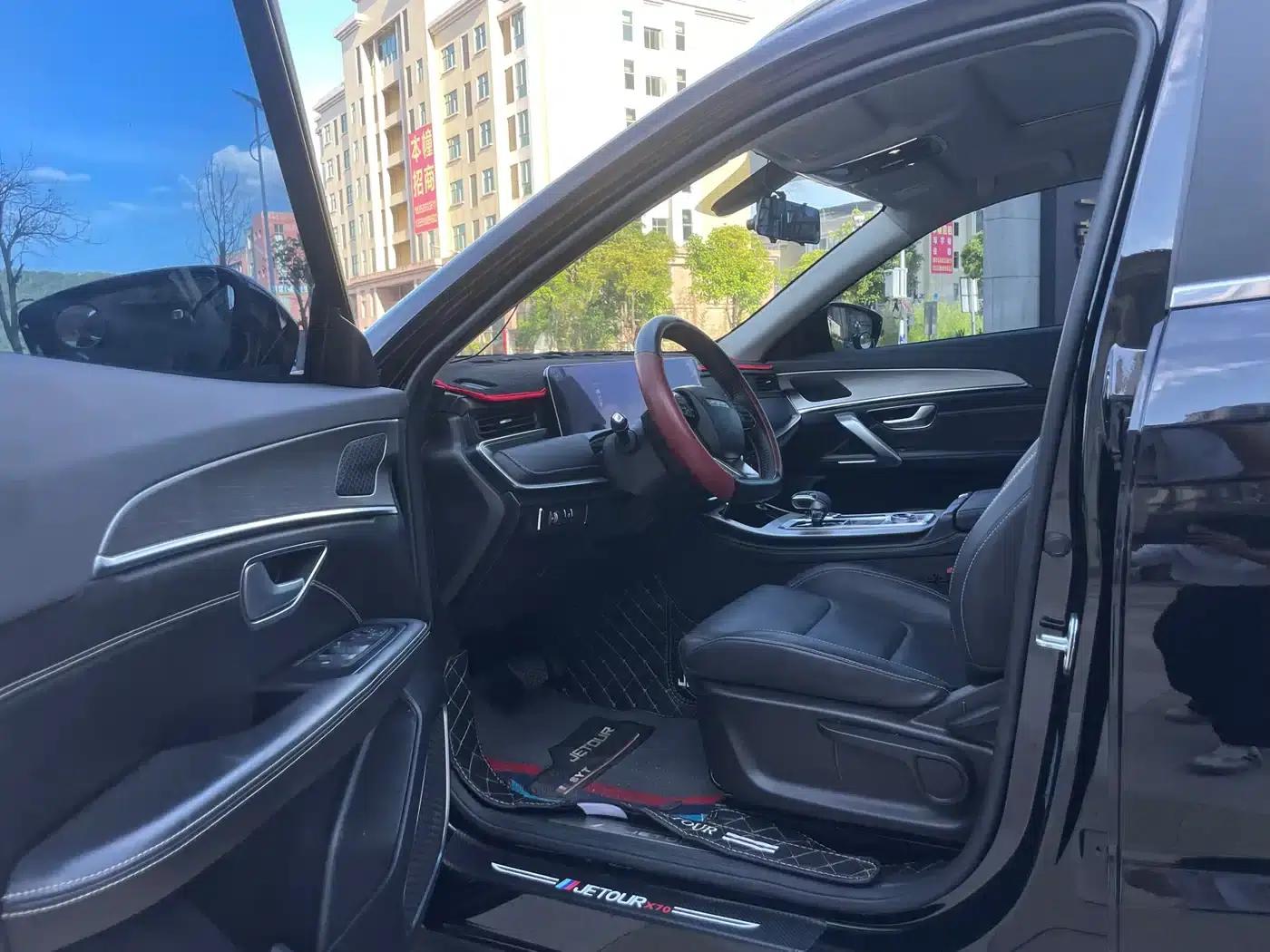 Jetour X70 PLUS 2023 1.5T DCT Warrior PLUS 7-seater — миниатюра 4