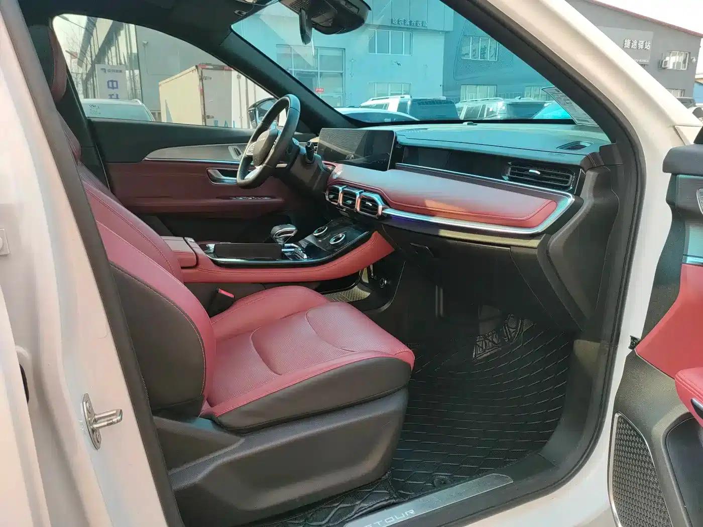 Jetour X70 PLUS 2023 1.6T DCT Strongest PLUS 5-seater — миниатюра 13