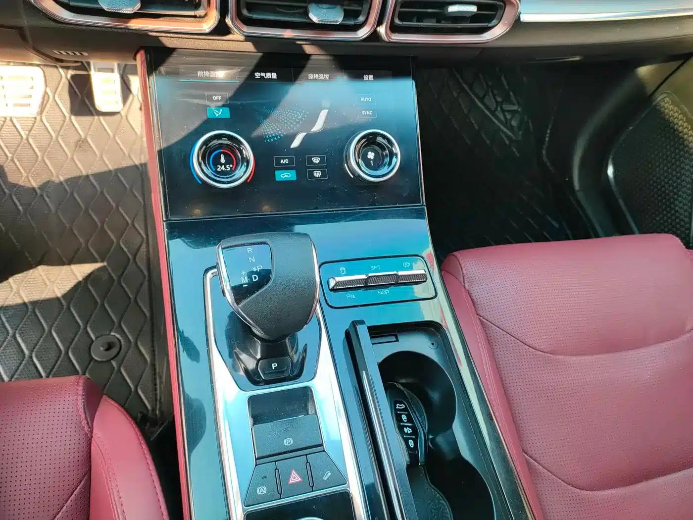 Jetour X70 PLUS 2023 1.6T DCT Strongest PLUS 5-seater — миниатюра 16