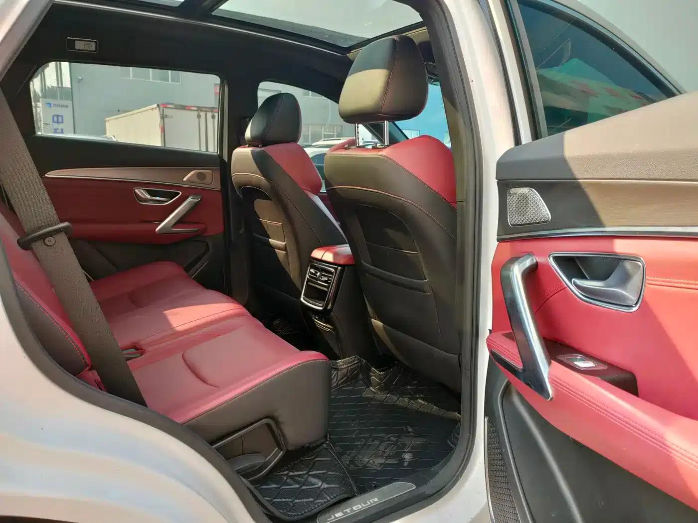 Jetour X70 PLUS 2023 1.6T DCT Strongest PLUS 5-seater — миниатюра 24