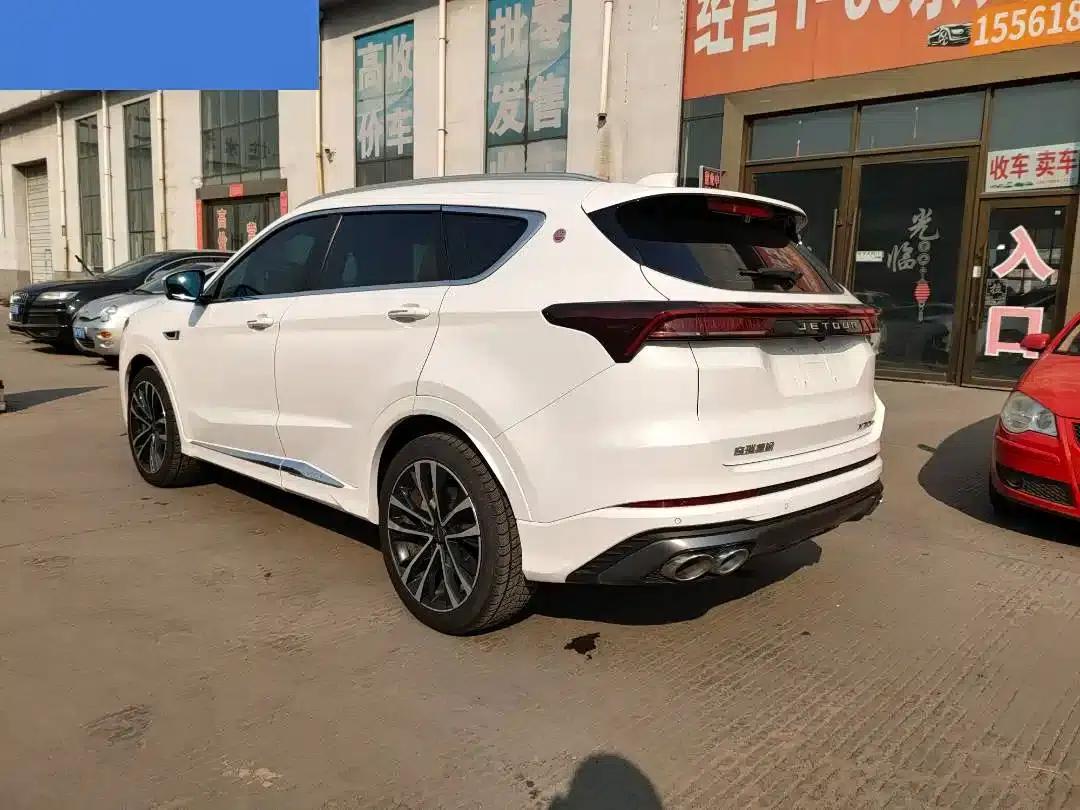 Jetour X70 PLUS 2023 1.6T DCT Strongest PLUS 5-seater — миниатюра 4