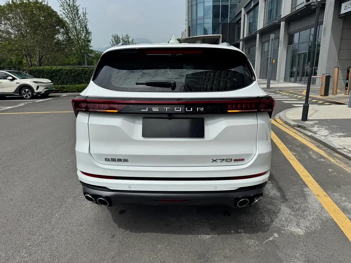 Jetour X70 PLUS 2023 1.6T DCT Strongman PRO+ 7-seater — миниатюра 12