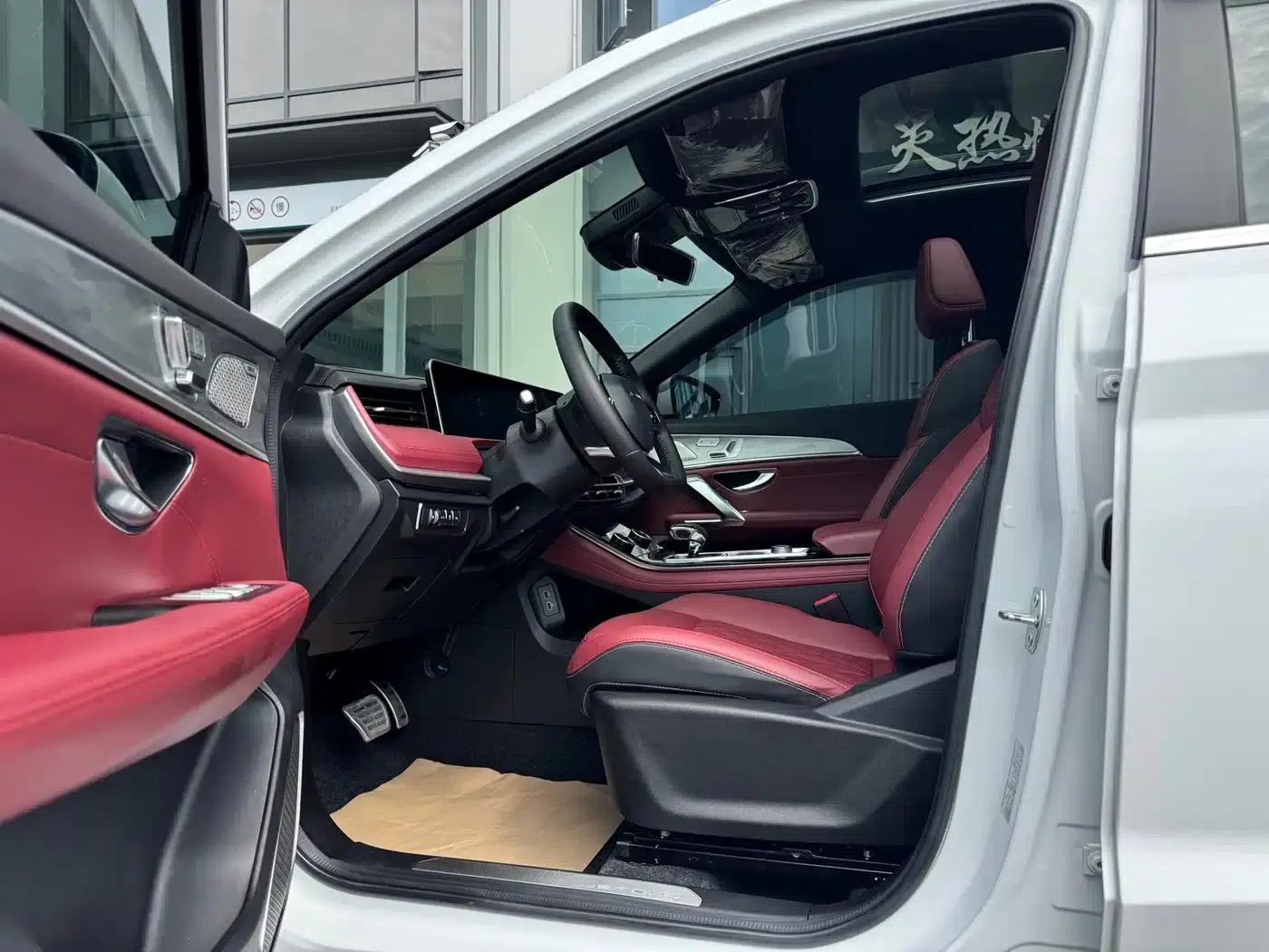 Jetour X70 PLUS 2023 1.6T DCT Strongman PRO+ 7-seater — миниатюра 6