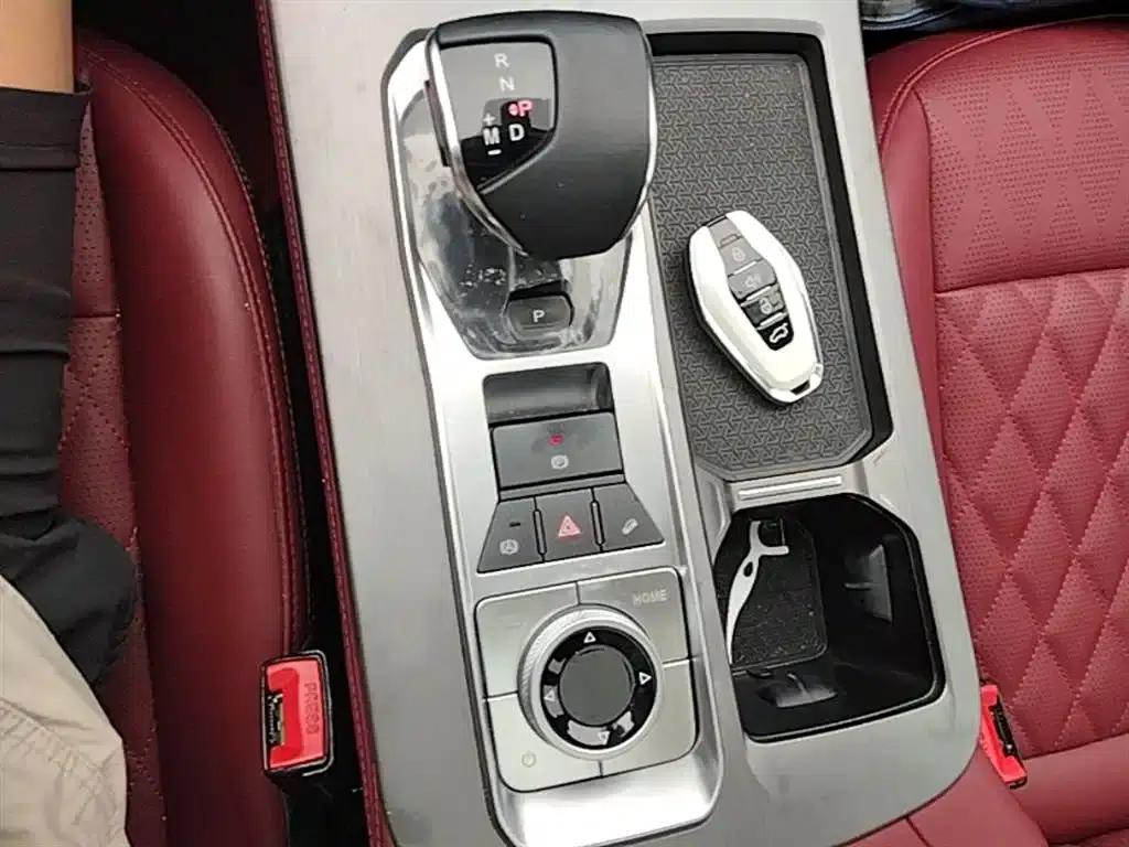 Jetour X70 PLUS 2024 Champion Edition 1.5T DCT Champion MAX+ 5-seater — миниатюра 14
