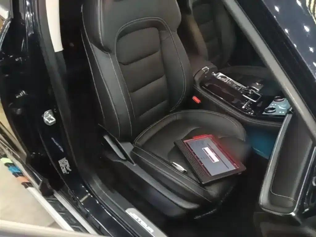 Jetour X70 PLUS 2021 1.6T DCT 5-seater — миниатюра 25