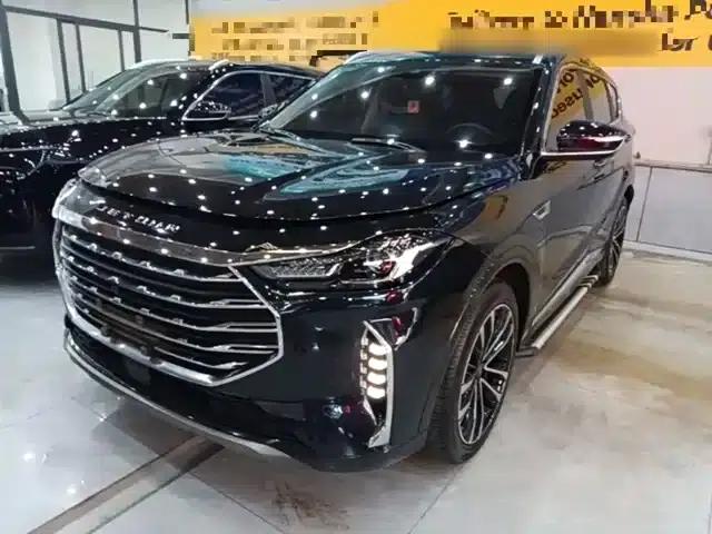Jetour X70 PLUS 2021 1.6T DCT 5-seater
