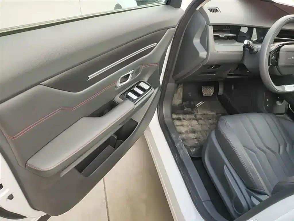 Jetour Dasheng 2025 1.5T DCT Luxury Edition — миниатюра 23
