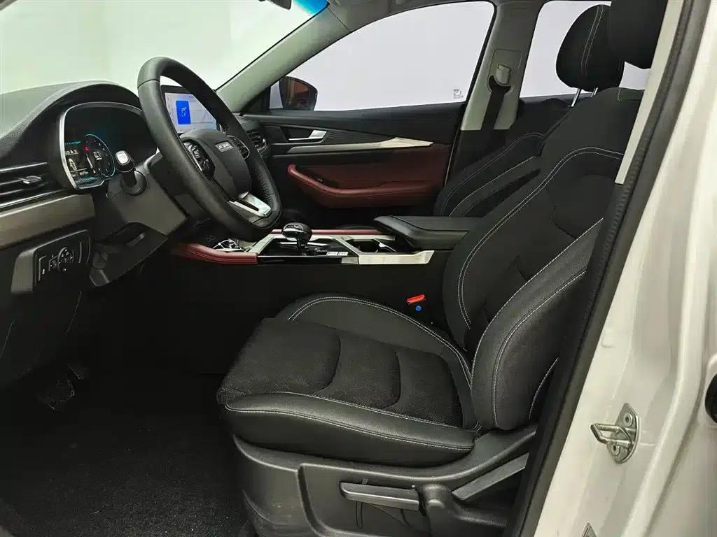Jetour X70 2023 1.5T DCT Beyond PRO Edition 7-seater — миниатюра 19