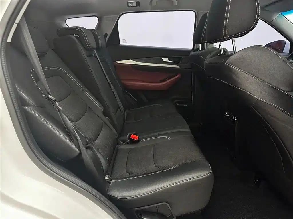 Jetour X70 2023 1.5T DCT Beyond PRO Edition 7-seater — миниатюра 23
