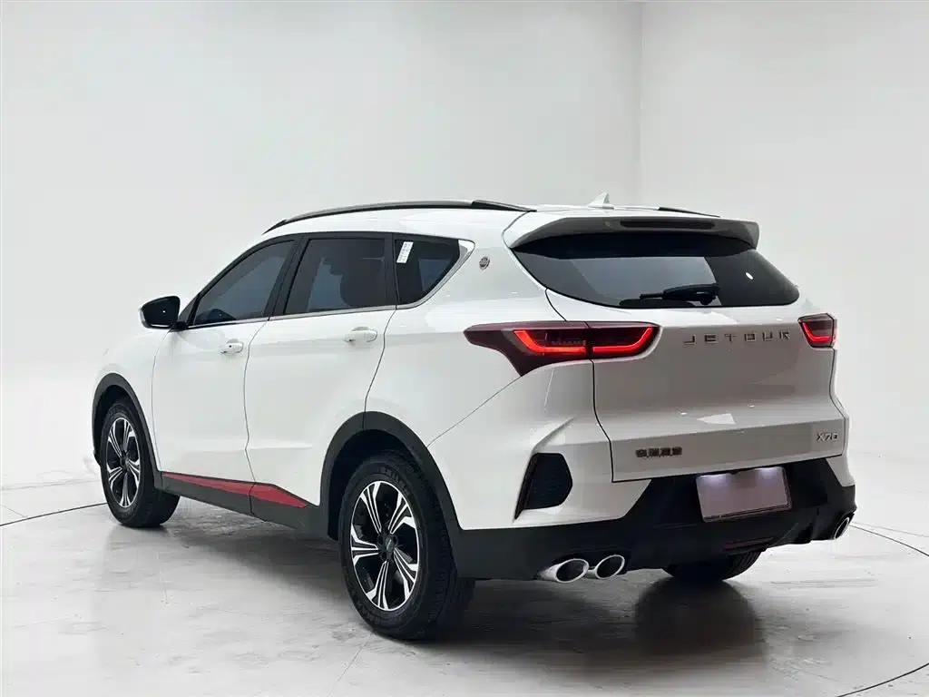Jetour X70 2023 1.5T DCT Beyond PRO Edition 7-seater — миниатюра 4