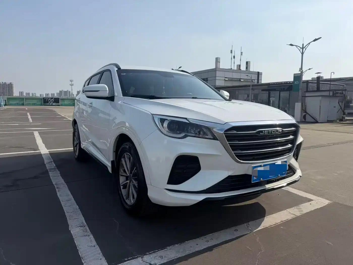 Jetour X70 2020 1.5T Manual Comfort Edition 5-seater — миниатюра 3