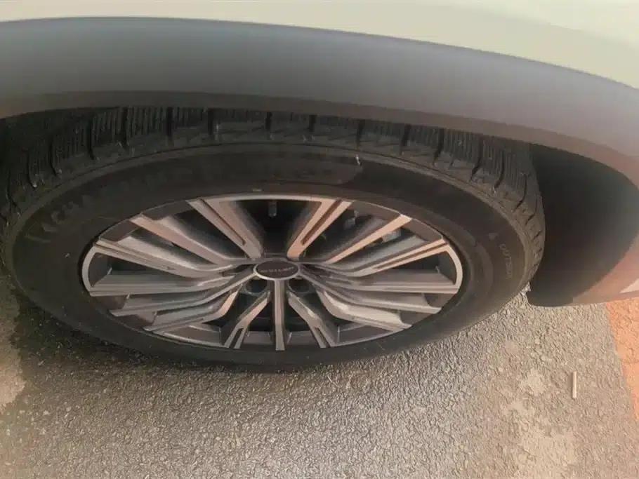 Jetour X90 PLUS 2023 1.6TD DCT Villa 7-Seater — миниатюра 6