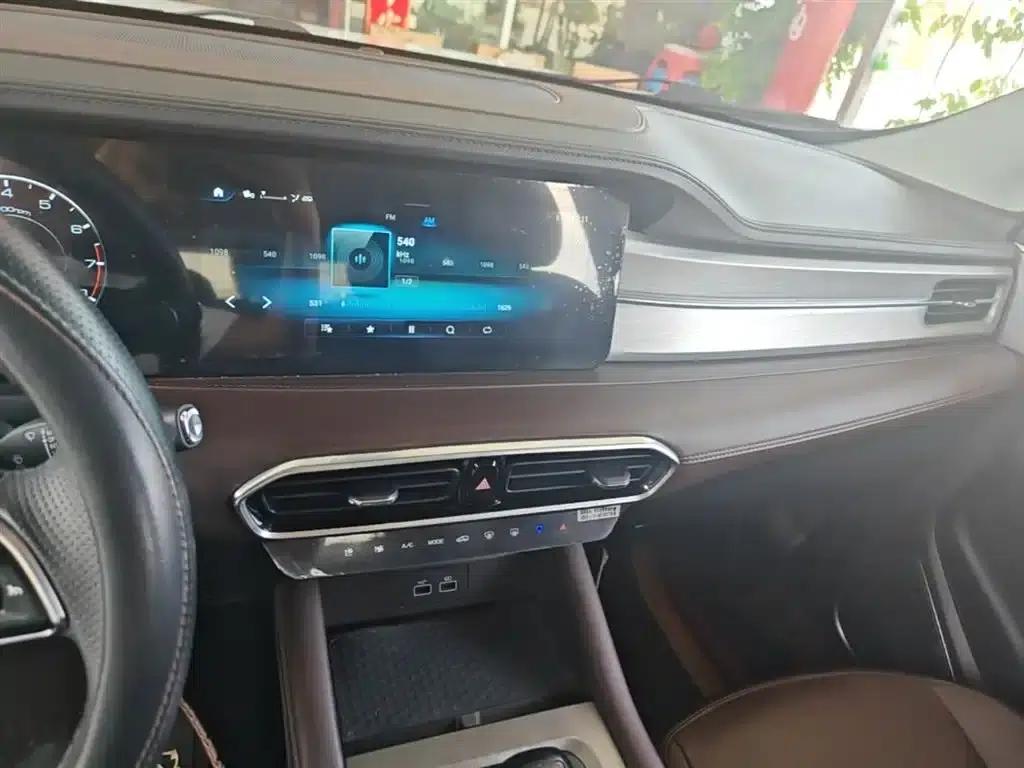 Jetour X90 PLUS 2022 1.5T Manual Refinement 7-Seater — миниатюра 13