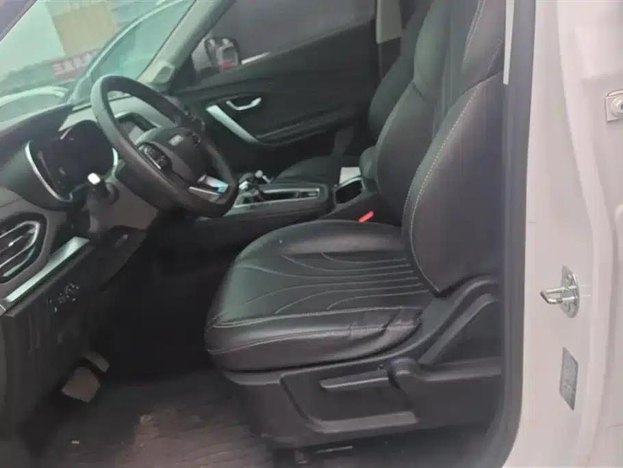 Jetour X70M 2021 1.5T DCT Premium Partner Edition 7-seater — миниатюра 9