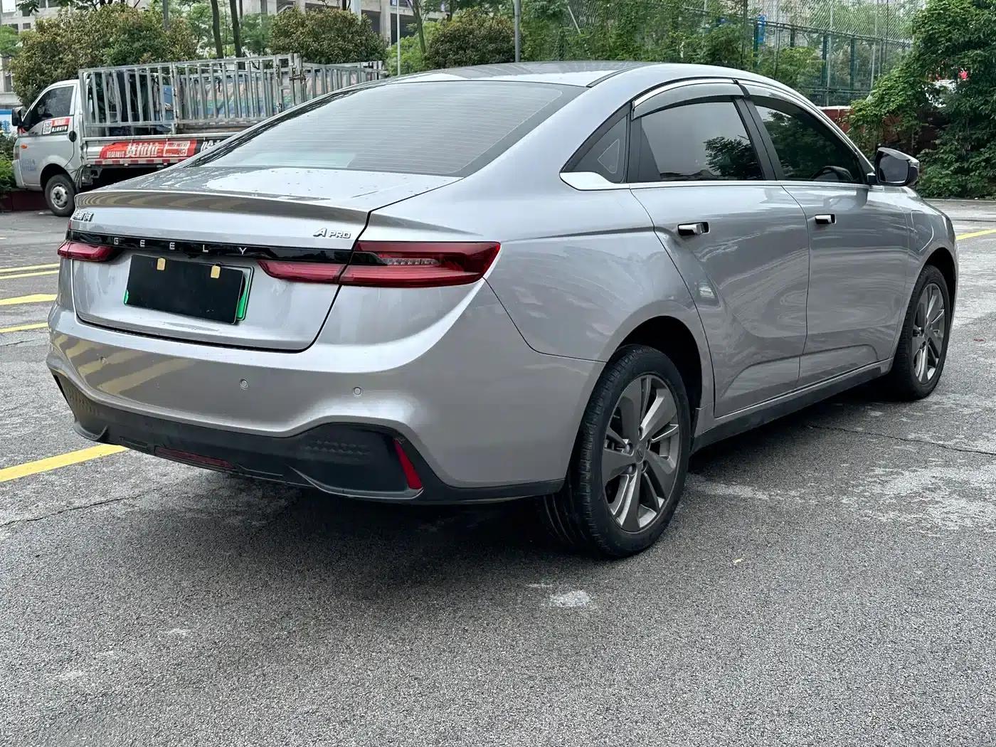 Geely Geometry A 2022 Pro 430KM Green Apple Pro — миниатюра 8