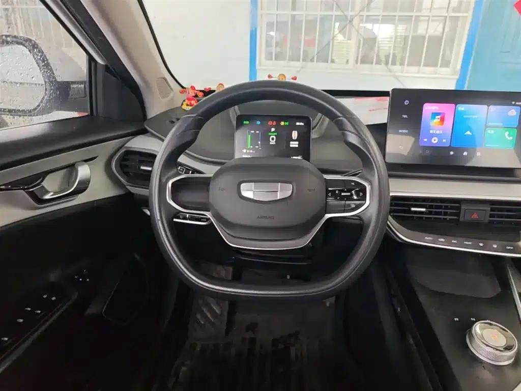 Geely Geometry A 2024 Model 410KM Travel Edition — миниатюра 11