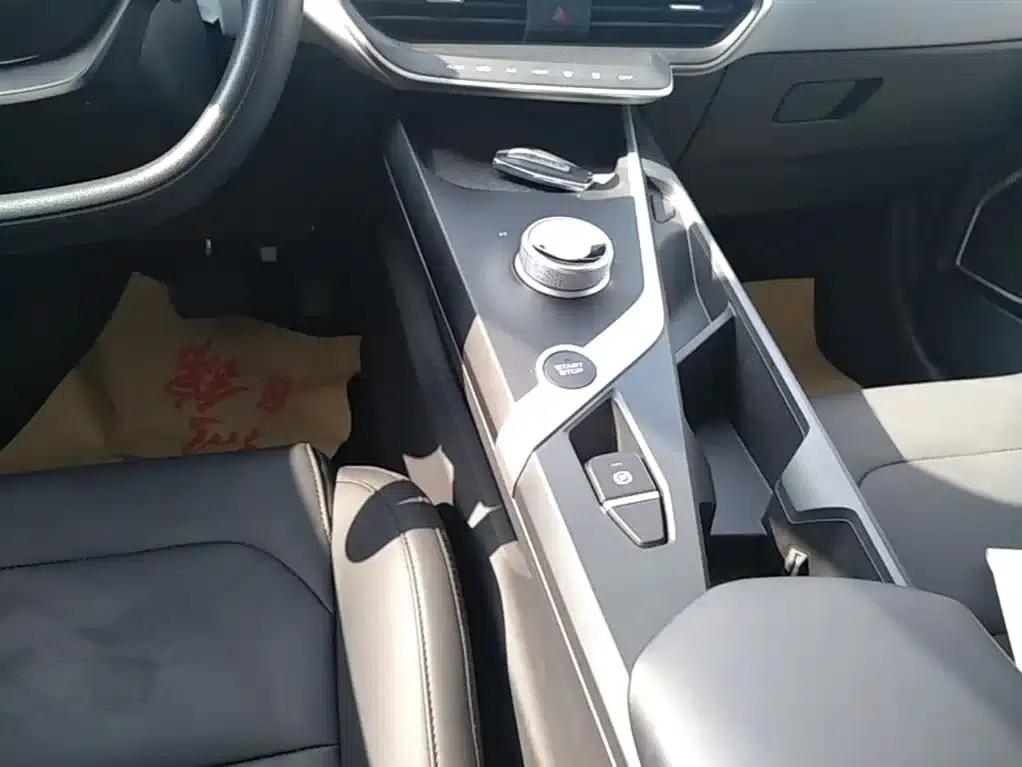 Geely Geometry A 2024 500KM Travel Edition — миниатюра 14