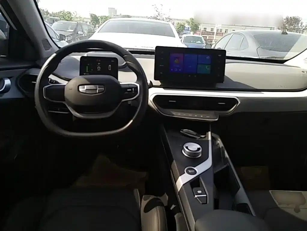 Geely Geometry A 2024 500KM Travel Edition — миниатюра 10