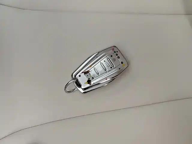 Geely Geometry E Firefly 2024 Model, 401km/h (Fluorescent) — миниатюра 17