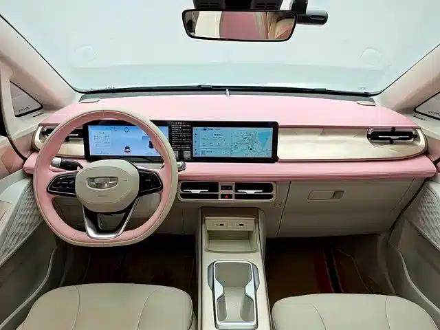 Geely Geometry E Firefly 2024 Model, 401km/h (Fluorescent) — миниатюра 9