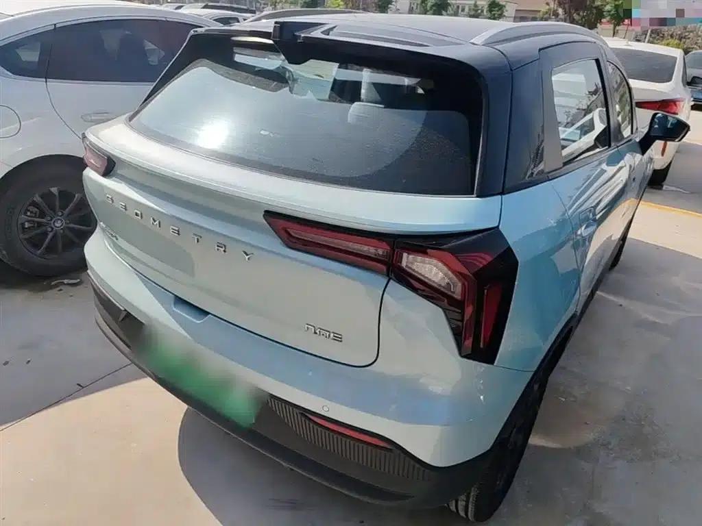 Geely Geometry E Firefly 2022 Model 401KM Linglong Tiger 4-Seater — миниатюра 7