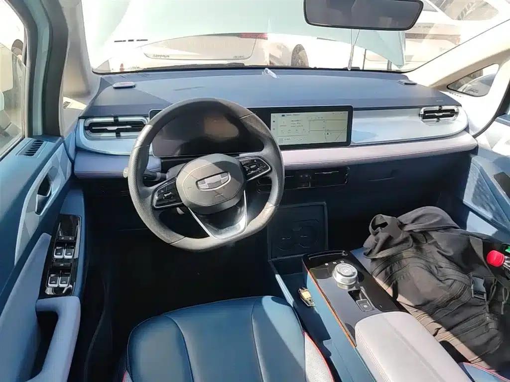 Geely Geometry E Firefly 2022 Model 401KM Linglong Tiger 4-Seater — миниатюра 10