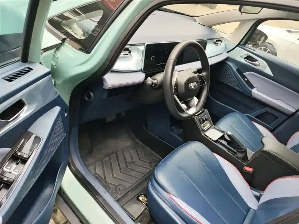 Geely Geometry E Firefly 2022 Model 320KM Cute Tiger 4-Seater — миниатюра 16