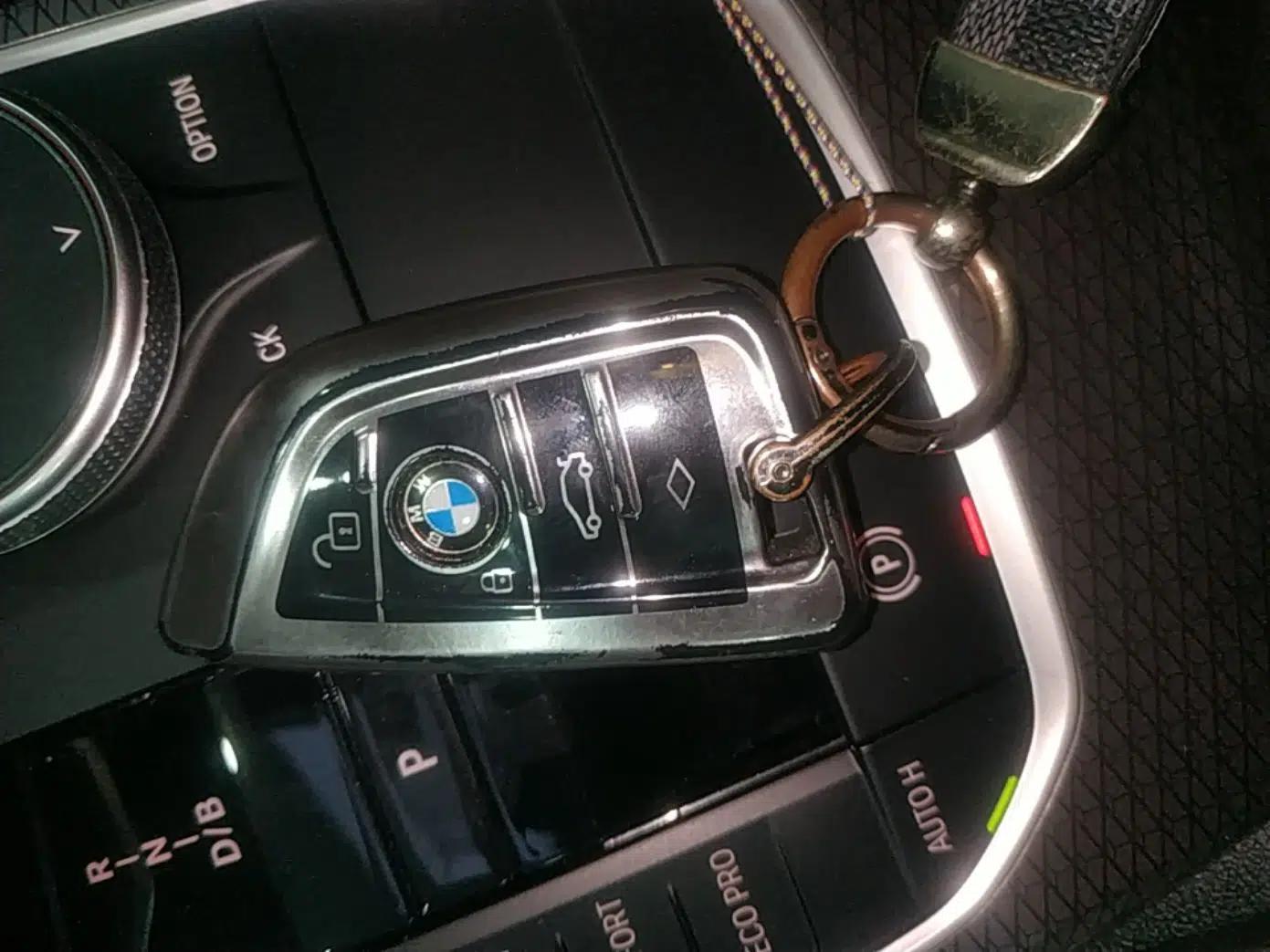 BMW i3 2024 eDrive 40 L Midnight Sports Package — миниатюра 12