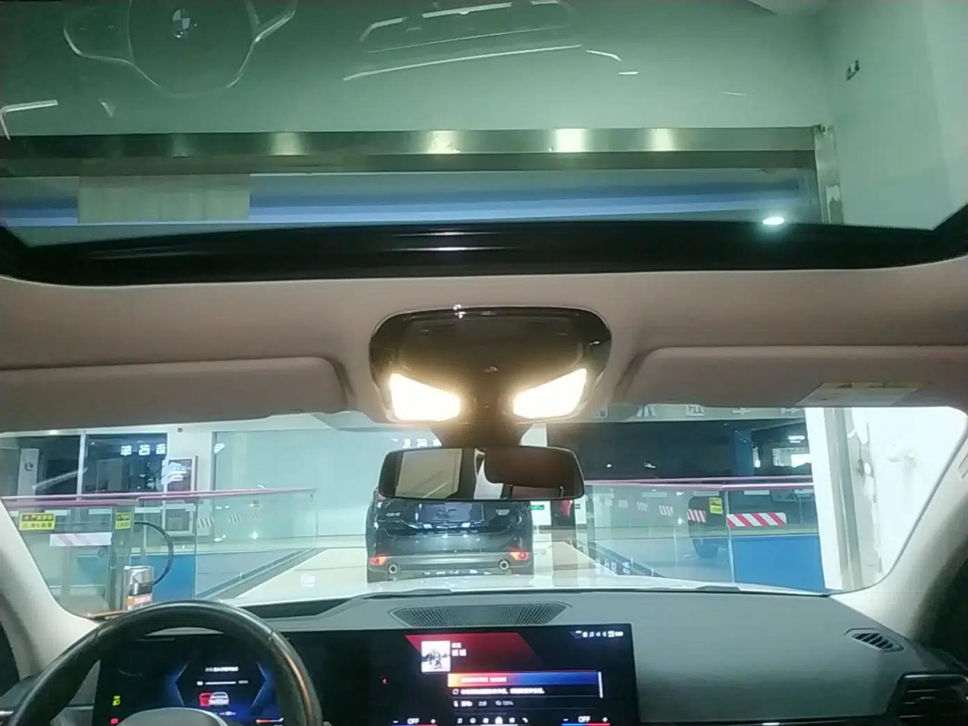 BMW i3 2024 eDrive 40 L Midnight Sports Package — миниатюра 21