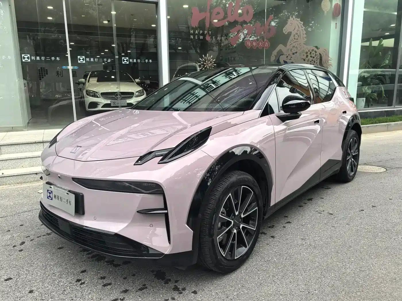 Jike X 2025 Five-Seat Four-Wheel Drive Sport Edition — миниатюра 2