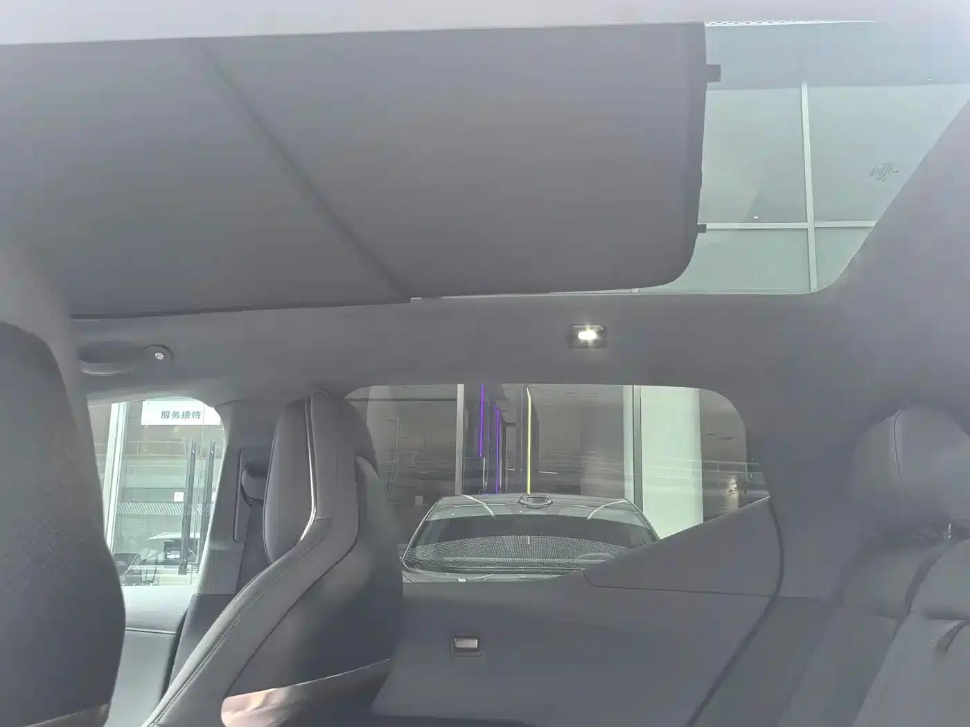 Jike X 2025 Five-Seat Four-Wheel Drive Sport Edition — миниатюра 11