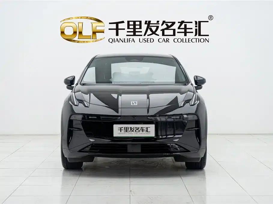 Jike X 2025 Five-Seat Long-Range Version — миниатюра 2