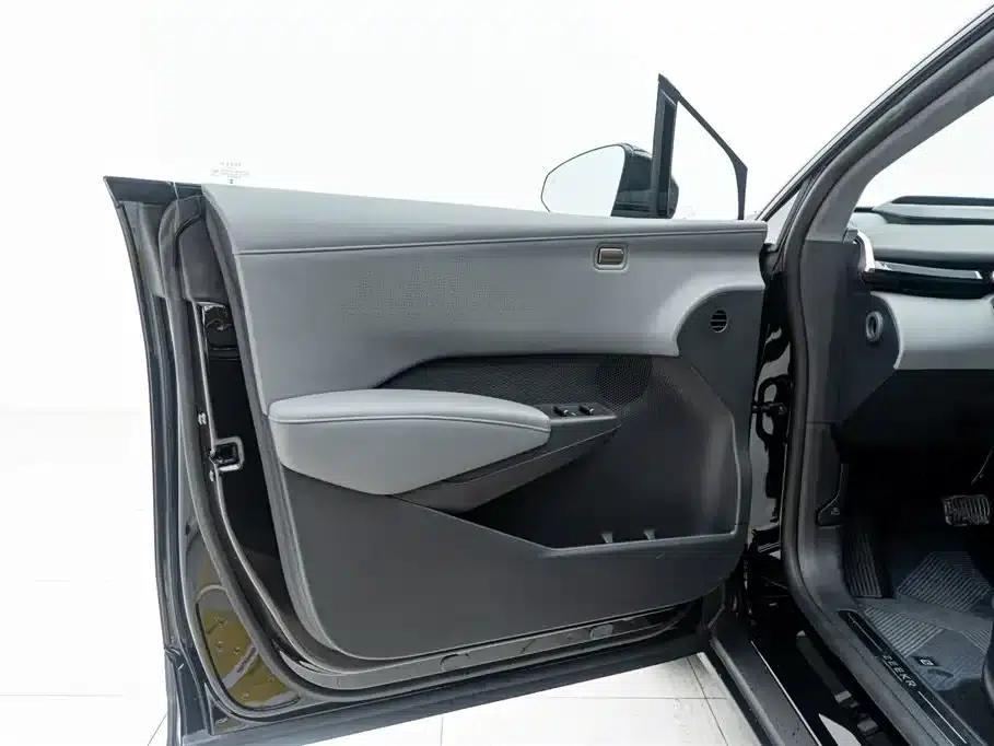 Jike X 2025 Five-Seat Long-Range Version — миниатюра 14