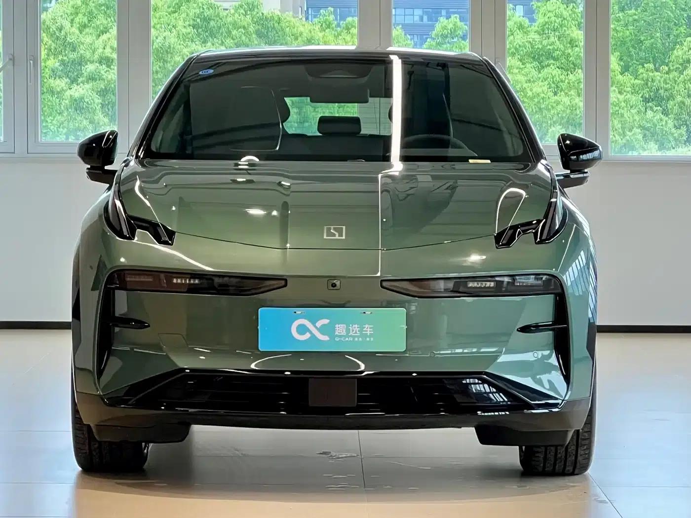 Jike X 2025 Five-Seat Four-Wheel Drive Sport Edition — миниатюра 2