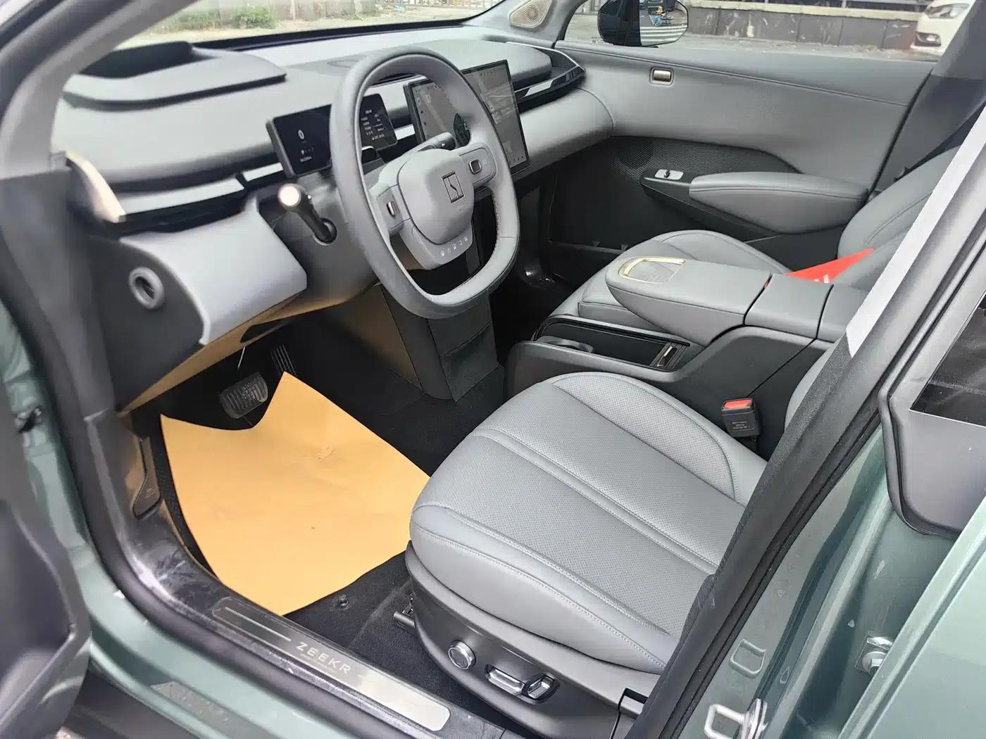 Extreme Krypton X 2023 Rear-Wheel Drive YOU Edition 4-Seat — миниатюра 4