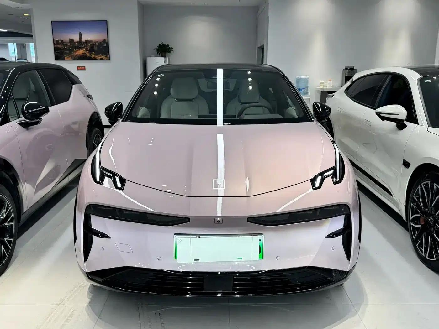 Extreme Krypton X 2025 Four-Seat Rear-Wheel Drive Cube Edition — миниатюра 2
