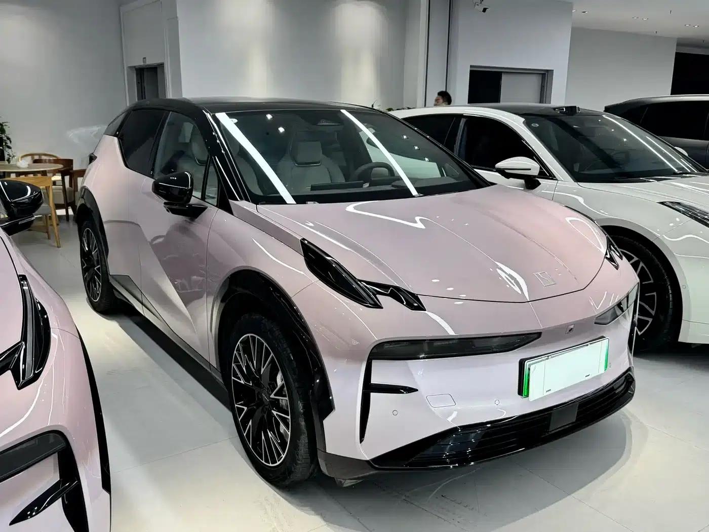 Extreme Krypton X 2025 Four-Seat Rear-Wheel Drive Cube Edition — миниатюра 3