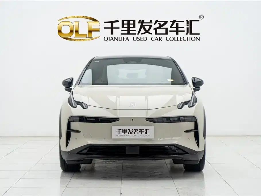Jike X 2025 Five-Seat Long-Range Version — миниатюра 2