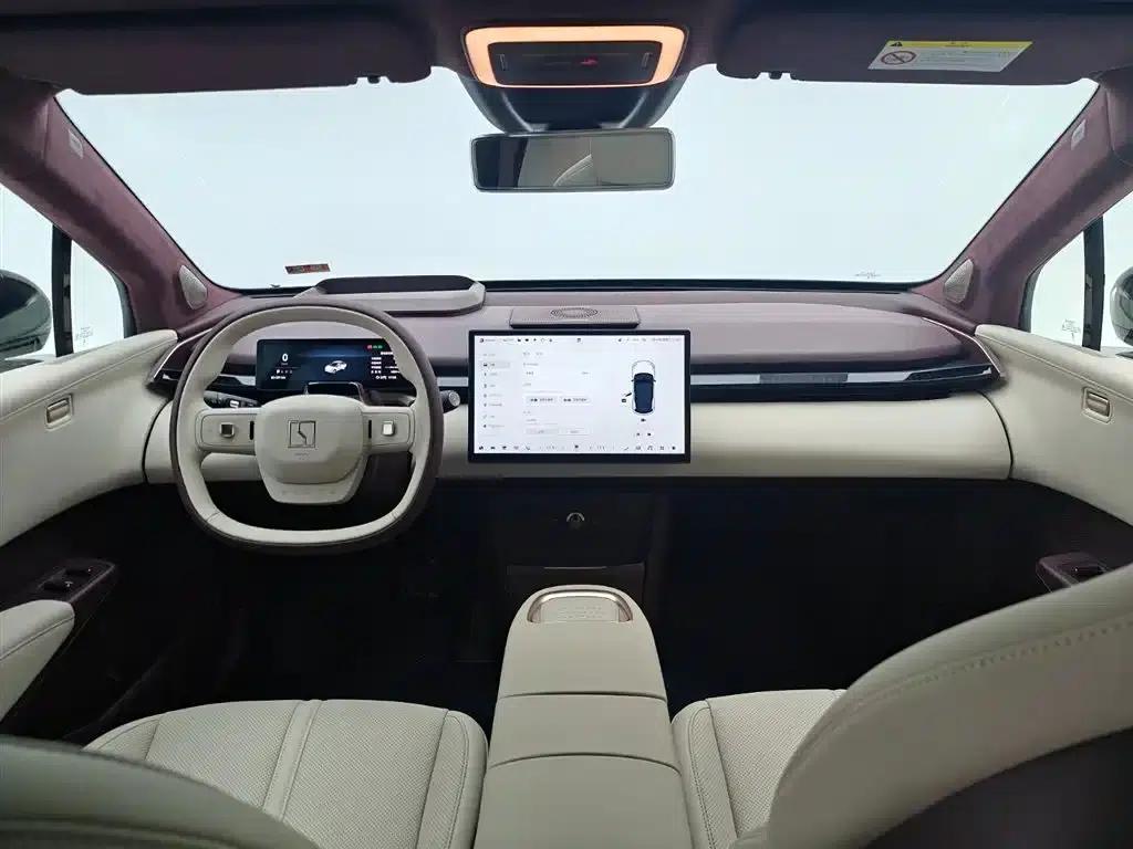 Jike X 2025 Five-Seat Long-Range Version — миниатюра 18