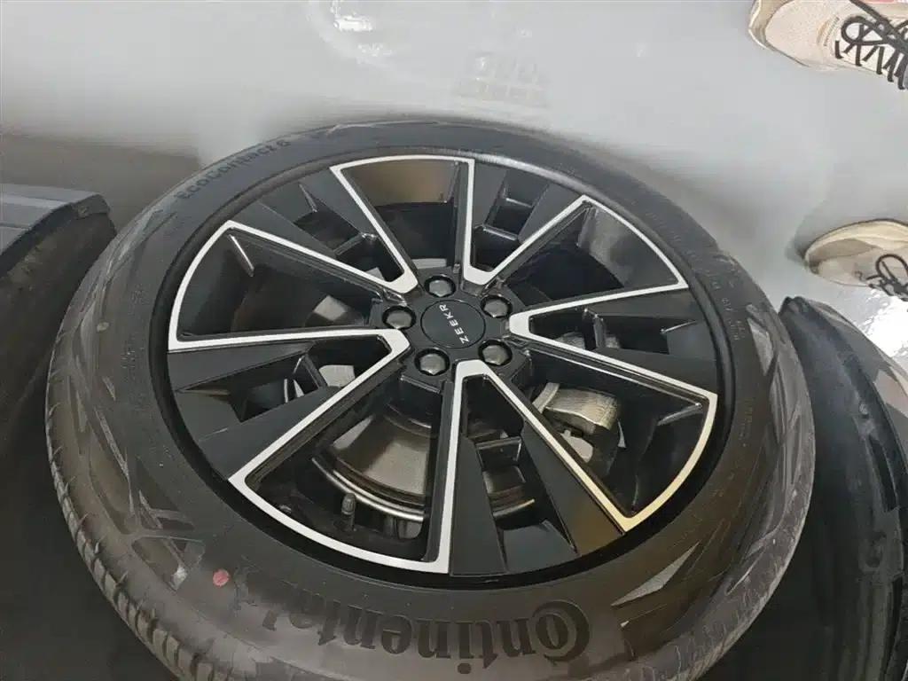 Extreme Krypton X 2025 Four-Seat Rear-Wheel Drive Cube Edition — миниатюра 23