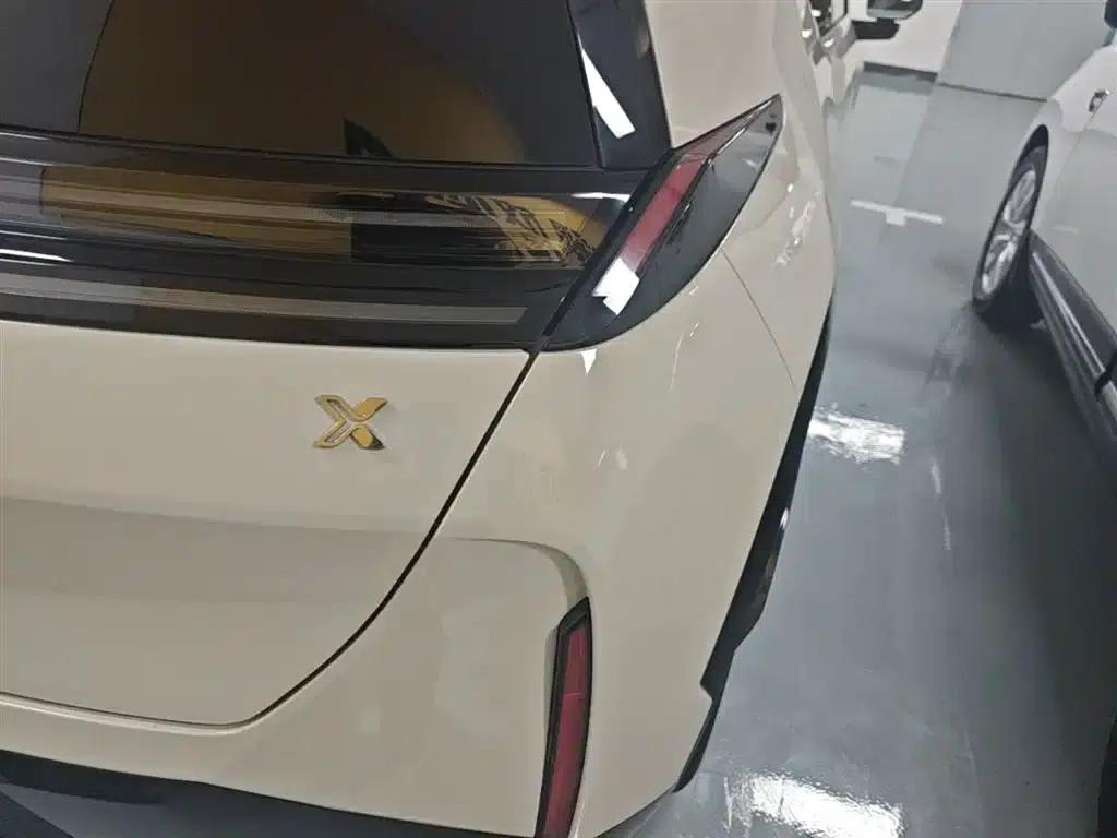 Extreme Krypton X 2025 Four-Seat Rear-Wheel Drive Cube Edition — миниатюра 8