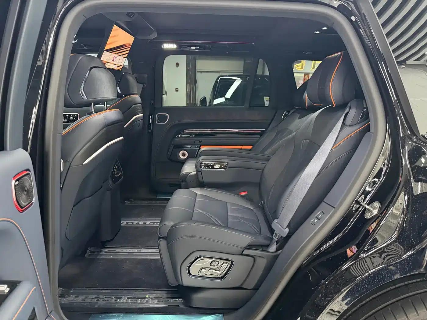 Extreme Krypton 9X 2025 Obsidian Black Edition 70kWh — миниатюра 9