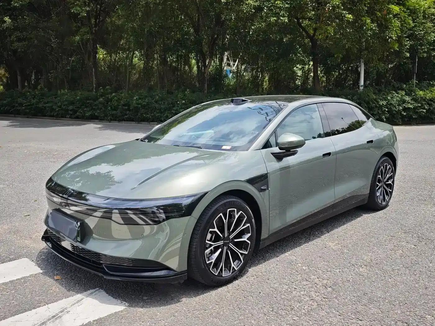 Jike 007 2025 Long Range 4WD Intelligent Driving Edition 100kWh — миниатюра 1