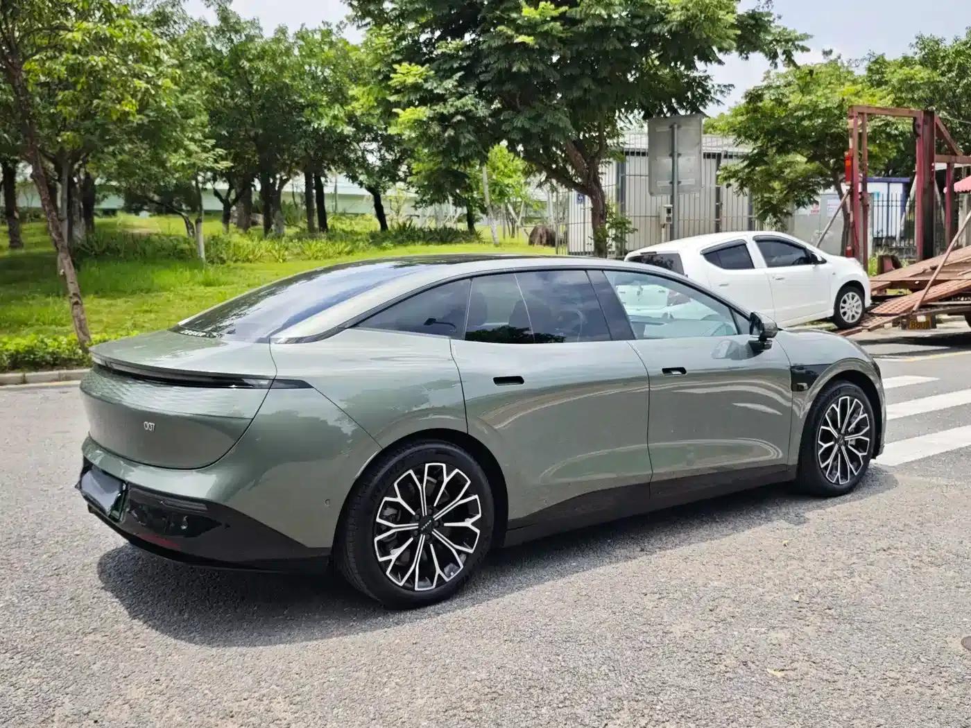 Jike 007 2025 Long Range 4WD Intelligent Driving Edition 100kWh — миниатюра 17