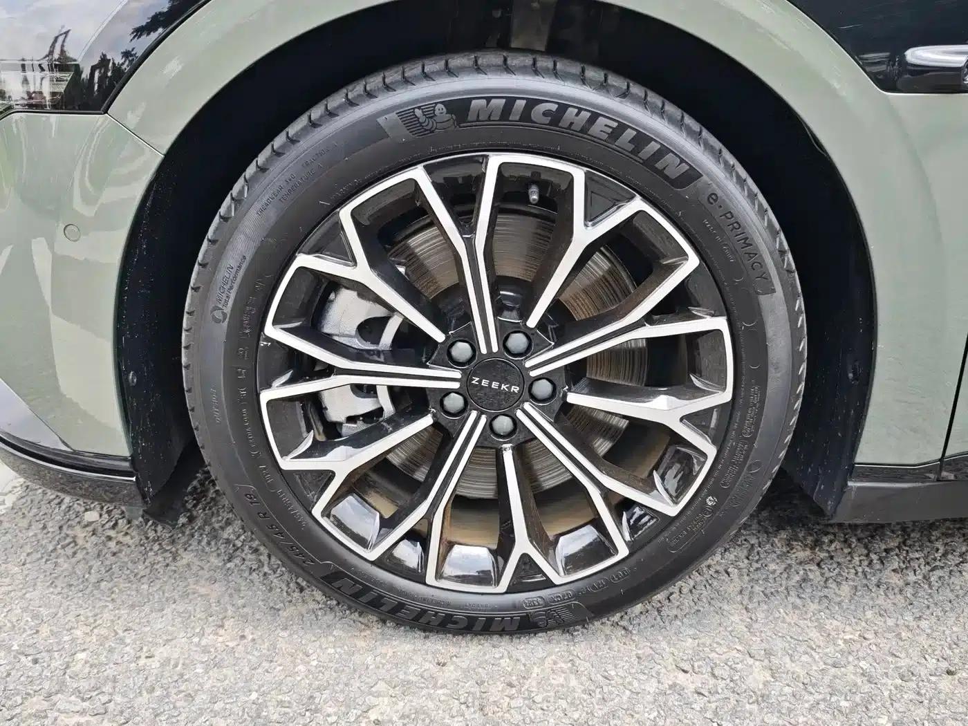 Jike 007 2025 Long Range 4WD Intelligent Driving Edition 100kWh — миниатюра 5