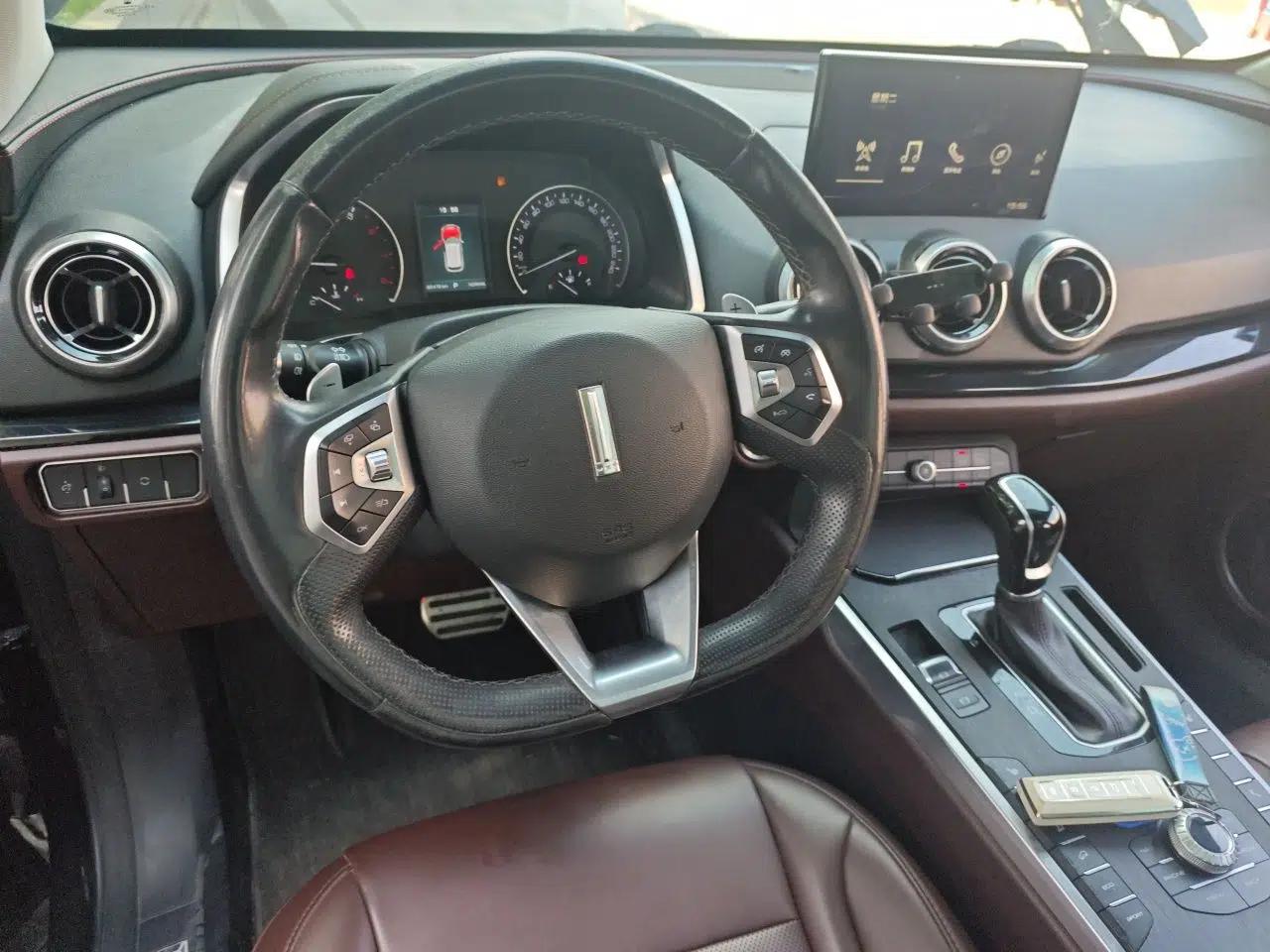 Wey VV5 2017 2.0T Ultra-Luxury Version — миниатюра 11