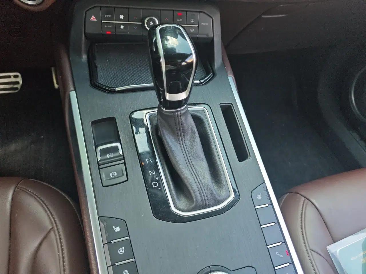 Wey VV5 2017 2.0T Ultra-Luxury Version — миниатюра 15