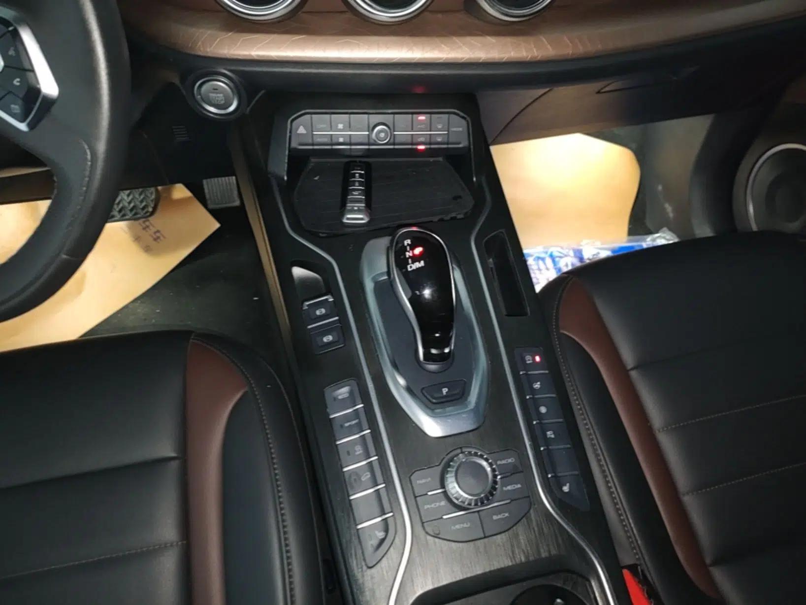 Wey VV5 2021 1.5T Two-Wheel Drive Smart Pioneer — миниатюра 17