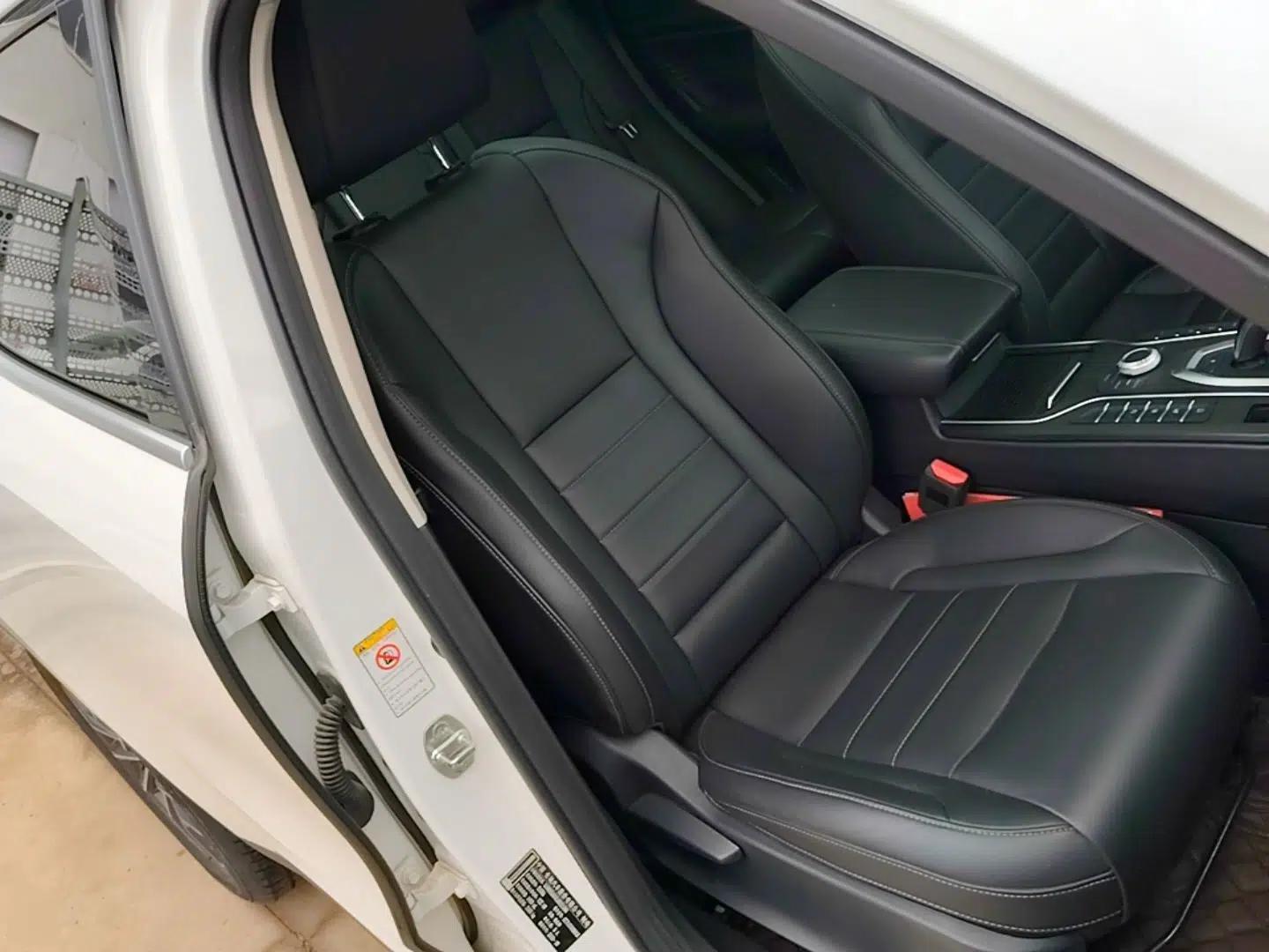 Wey VV5 2021 1.5T Two-Wheel Drive Color Pioneer — миниатюра 23